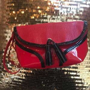Red and Black clutch/Wristlet ❤️🖤❤️
